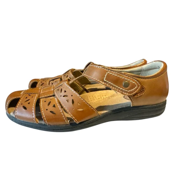Earth Spirit Brown Leather Sandals - Picture 2 of 8